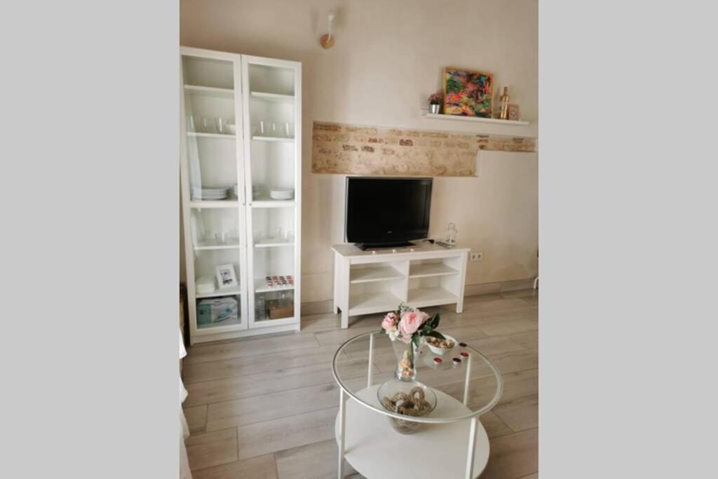 Apartament Apartamento La Teja-Parking Privado Carmona  Zewnętrze zdjęcie